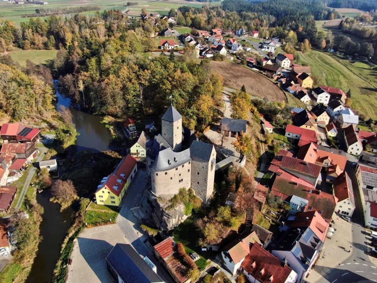 Ferienwohnung Und Sommerhaus Unter Der Burg Falkenberg  외부 사진